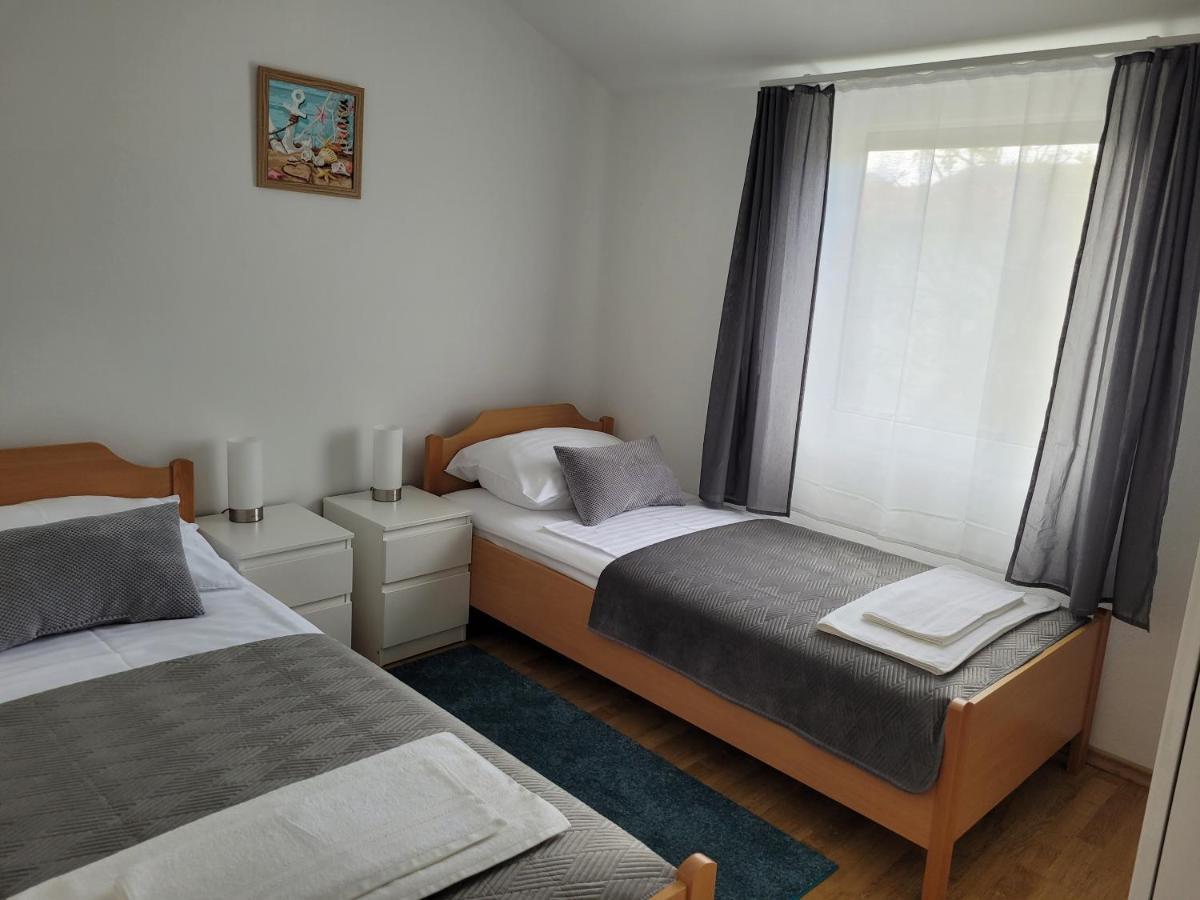 Haus Central Vir Extérieur photo